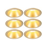 Sechs goldfarbene LED-Einbaustrahler mit warmweißem Licht für moderne Wohnraumbeleuchtung.