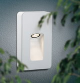 Moderne witte metalen wand-inbouwspot met warm wit LED-licht voor binnenverlichting