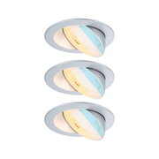 Trois spots encastrés LED argentés avec angle réglable et lumière blanc chaud pour pièces à vivre