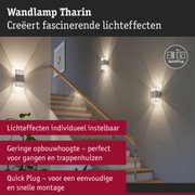 Witte metalen wandlamp Tharin met instelbare lichteffecten, perfect voor trapverlichting