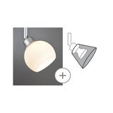 Spot de plafond moderne avec globe en verre blanc mat et support métallique argenté pour intérieur.