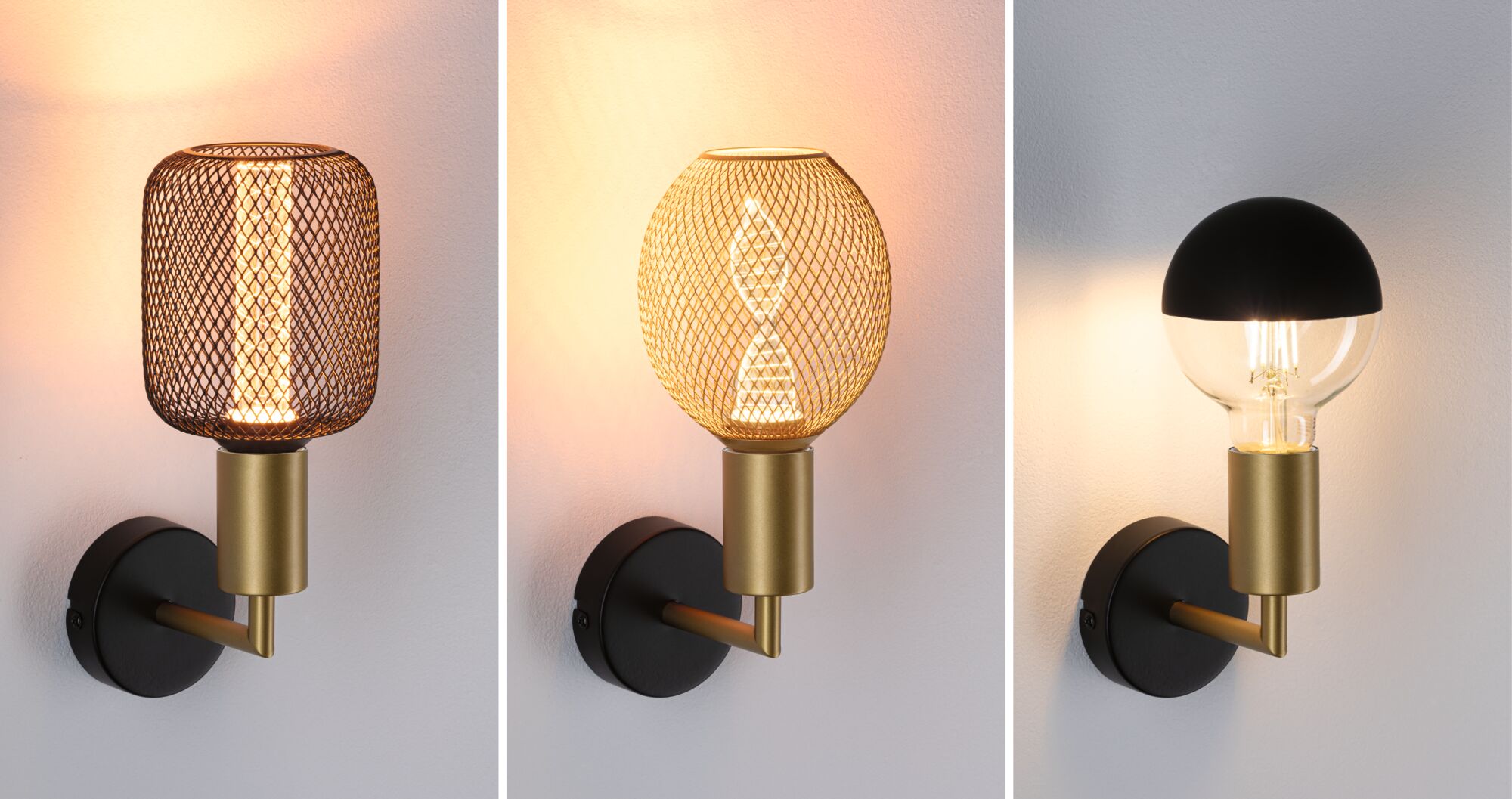 Drei moderne Wandlampen mit schwarzem und goldfarbenem Metall, verschiedene Lampenschirme und warmes Licht.