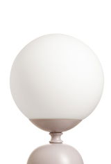 Moderne bol tafellamp met wit glas en matte beige metalen voet voor stijlvolle woonverlichting