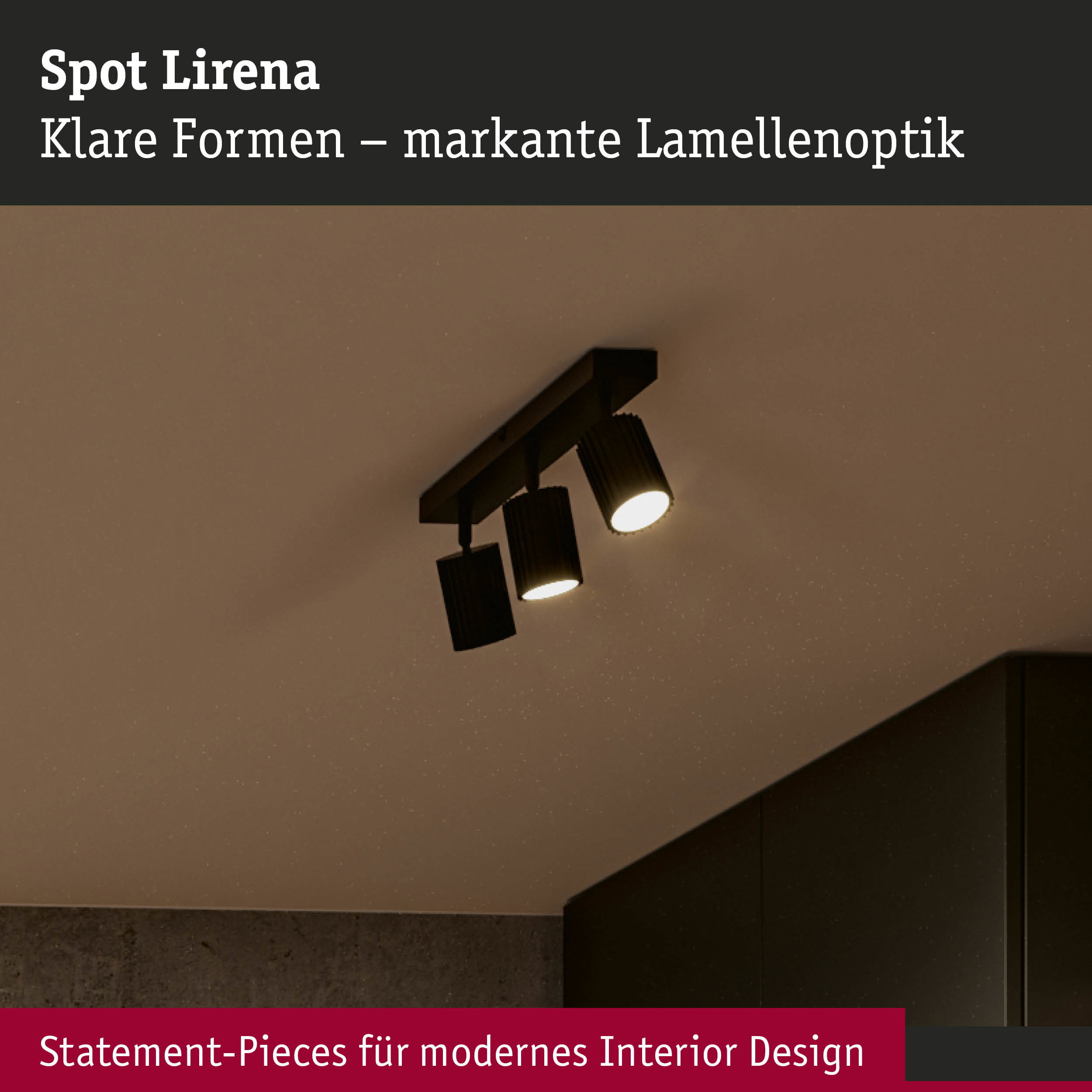 Schwarzer Deckenstrahler Spot Lirena mit markanter Lamellenoptik für modernes Interior Design