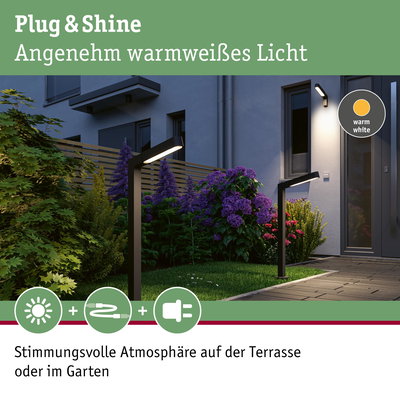 Moderne schwarze Außenleuchten mit warmweißem Licht beleuchten Terrasse und Garten mit stimmungsvoller Atmosphäre