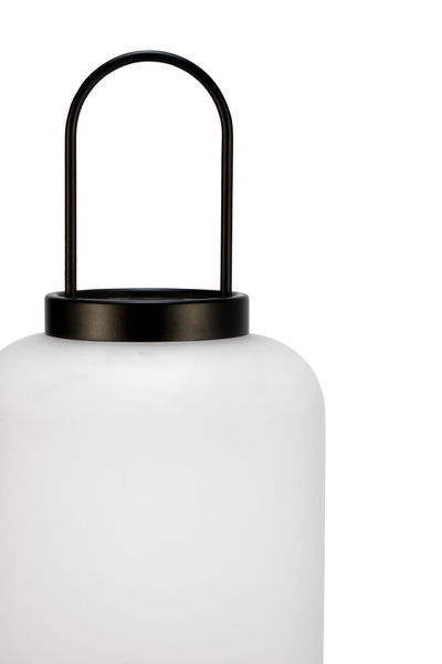 Moderne weiße Glaslaterne mit schwarzem Metallgriff für stimmungsvolle Beleuchtung im Innen- und Außenbereich
