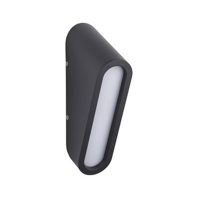 Schwarze Aluminium-Wandleuchte mit ovalem, weißem Diffusor für moderne Außenbeleuchtung
