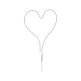 Hartvormige witte LED-lichtstrip met kabel voor decoratieve verlichting.