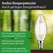 Energiesparlampe mit klarem Glas und E14-Fassung zeigt hohes Einsparpotenzial gegenüber herkömmlichen Glühbirnen