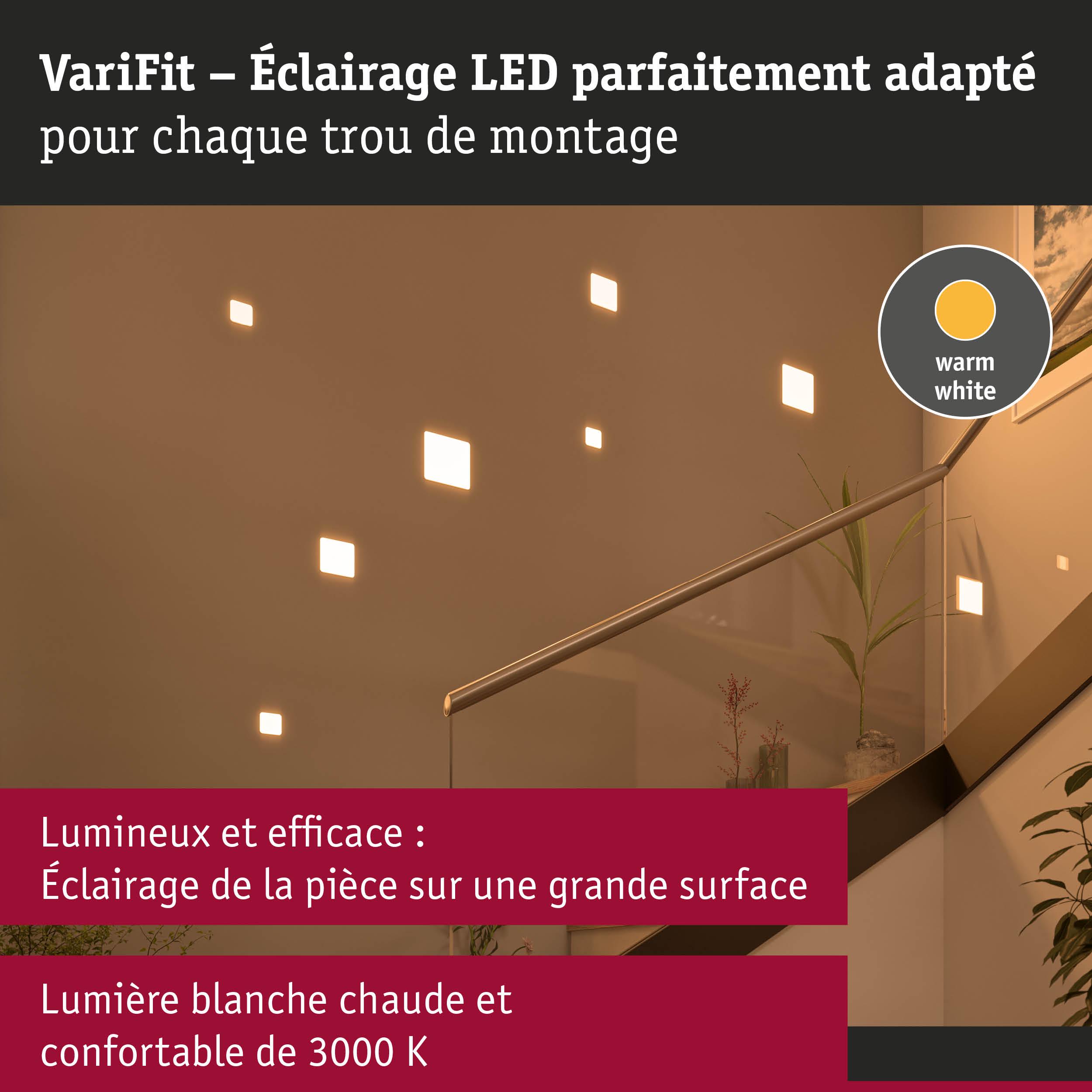 Éclairage LED VariFit blanc chaud 3000K avec plusieurs carrés lumineux pour escalier