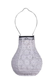 Witte papieren lantaarn met fijn patroon en metalen handvat om op te hangen, decoratieve verlichting