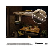 Parasol beige avec éclairage LED intégré et connexion USB pour un éclairage d'extérieur d'ambiance