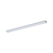 Schlanke LED-Deckenleuchte aus Aluminium in Silber mit diffuser Abdeckung für gleichmäßiges Licht