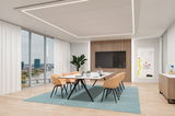 Salle de réunion moderne avec table blanche rectangulaire, chaises beiges et éclairage LED au plafond