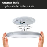 Installation facile d'un plafonnier LED rond blanc avec bord argenté et fixation à vis