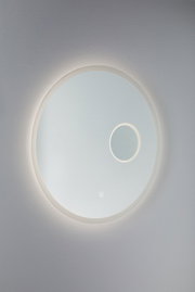 Runder Wandspiegel mit LED-Beleuchtung und vergrößerndem Kosmetikspiegel in Weiß für Badezimmer.