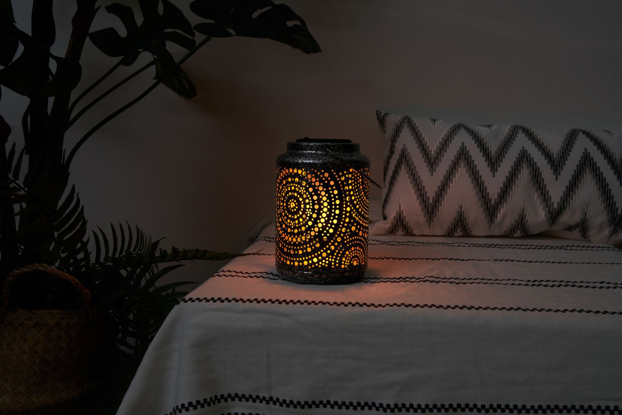 Pauleen Solar Lantern Sunshine Hug IP44 1500K 2lm Silver/Gold