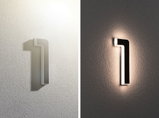 Modernes LED-Wandleuchte in Schwarz-Weiß mit indirekter Beleuchtung für stilvolle Innenräume