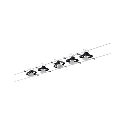 Modern kabelverlichtingssysteem met vijf zwarte LED-spotlights en transparante kappen voor veelzijdige verlichting