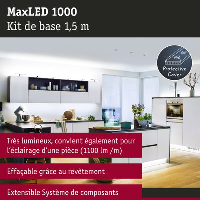 Cuisine blanche moderne avec système d'éclairage LED MaxLED 1000 de 1,5 m avec protection