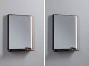 Moderne rektangulært vægspejl med sort ramme og LED-belysning i varm- og koldhvid