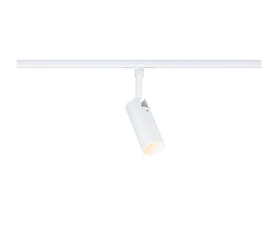 Moderner weißer LED-Strahler aus Metall an Schienensystem für flexible Beleuchtung