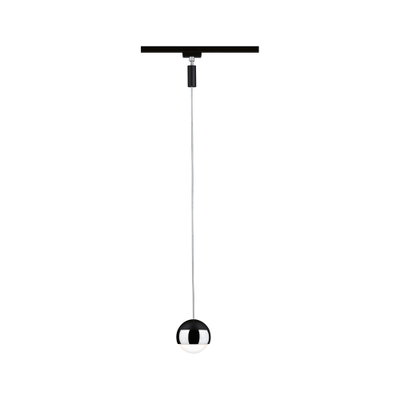 Suspension moderne avec tête en métal noir et verre blanc, design minimaliste pour espaces de vie.