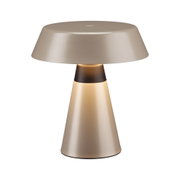Moderne Tischlampe aus mattem goldfarbenem Metall mit warmweißem LED-Licht für Wohnräume