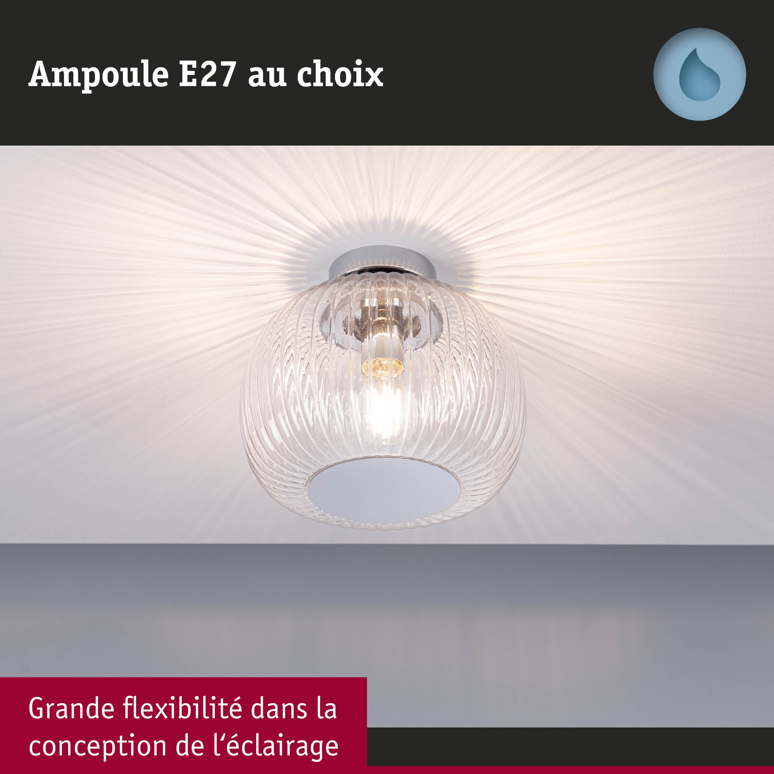 Plafonnier en verre transparent avec douille E27, créant un motif lumineux décoratif au plafond