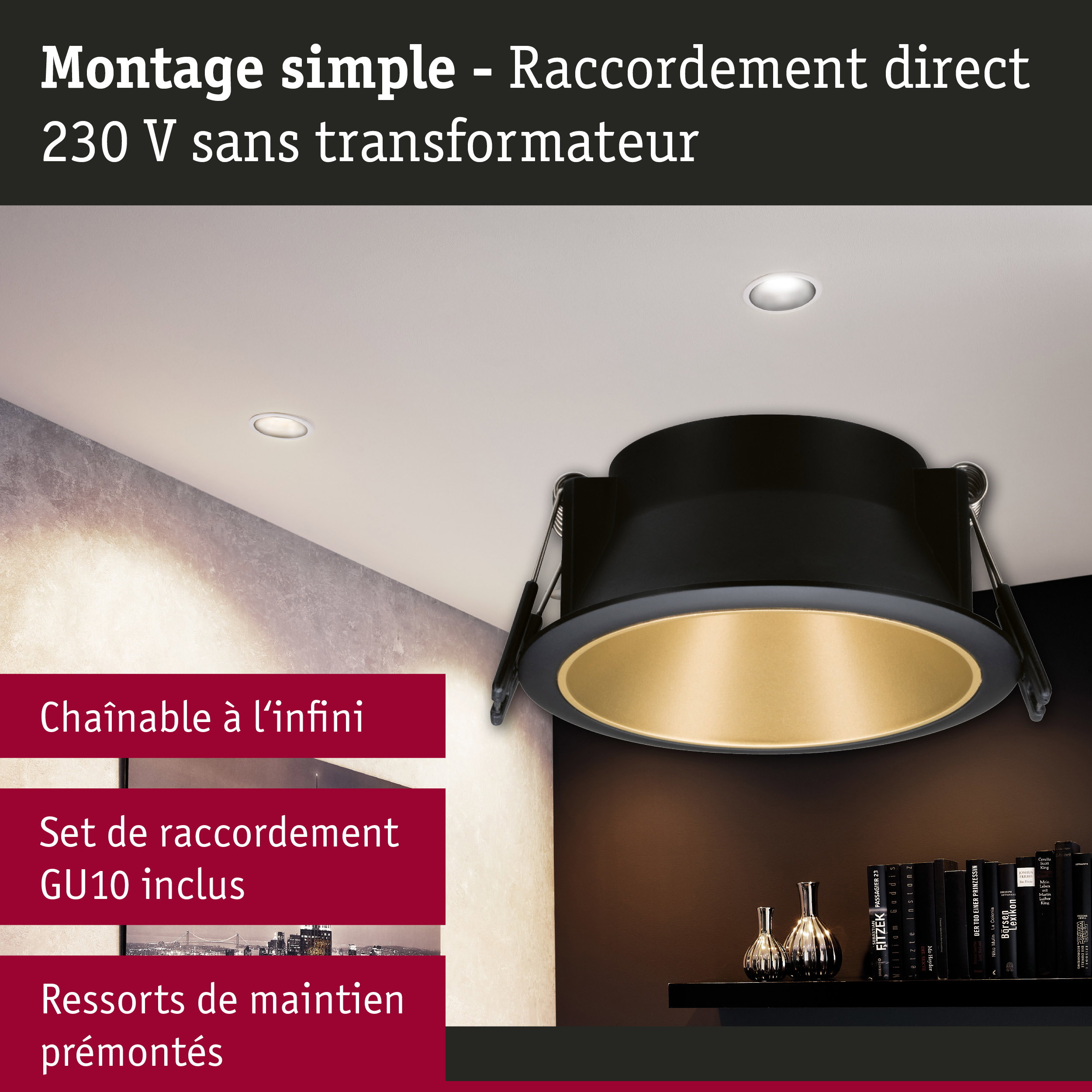 Spot encastré noir avec intérieur doré dans un salon moderne avec étagère à livres