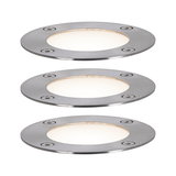 Drei runde LED-Einbauleuchten aus gebürstetem Edelstahl mit warmweißem Licht für Außenbereiche