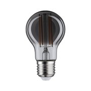 Klassische LED-Glühbirne mit transparentem Glas und silbernem Schraubsockel für energiesparende Beleuchtung