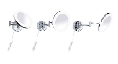 Trois miroirs muraux chromés avec éclairage LED et bras extensible pour salle de bain.