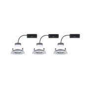 Drei runde LED-Einbaustrahler in Aluminium-Silber mit schwarzem Anschlusskabel für moderne Beleuchtung