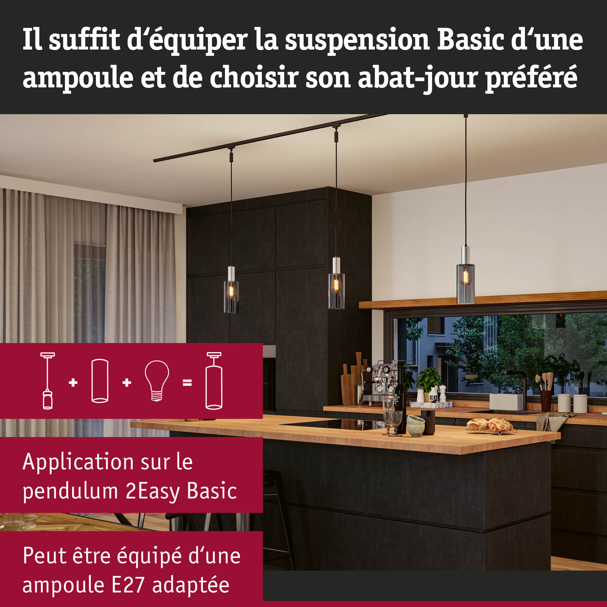 Suspensions modernes avec câble noir et abat-jour en verre dans une cuisine avec plan de travail en bois