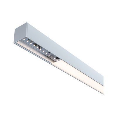 Schlanke LED-Deckenleuchte in Aluminium silber mit warmweißem Licht für moderne Innenräume
