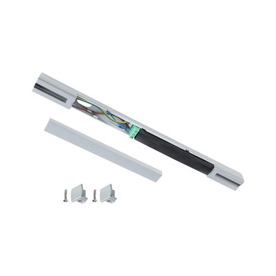 Zilverkleurig aluminium verbindingsprofiel met bedrading en montagemateriaal voor LED-railsysteem