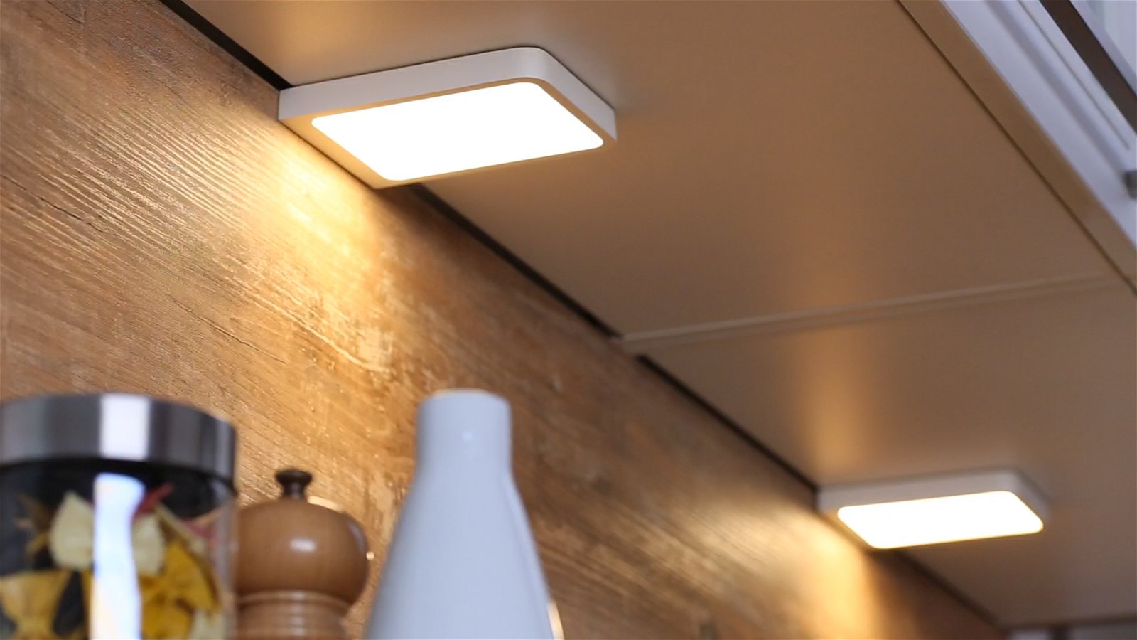 LED-onderkastverlichting Vane 2x6,7W 105x140mm 2x450lm 230/12V hoekig Wit mat