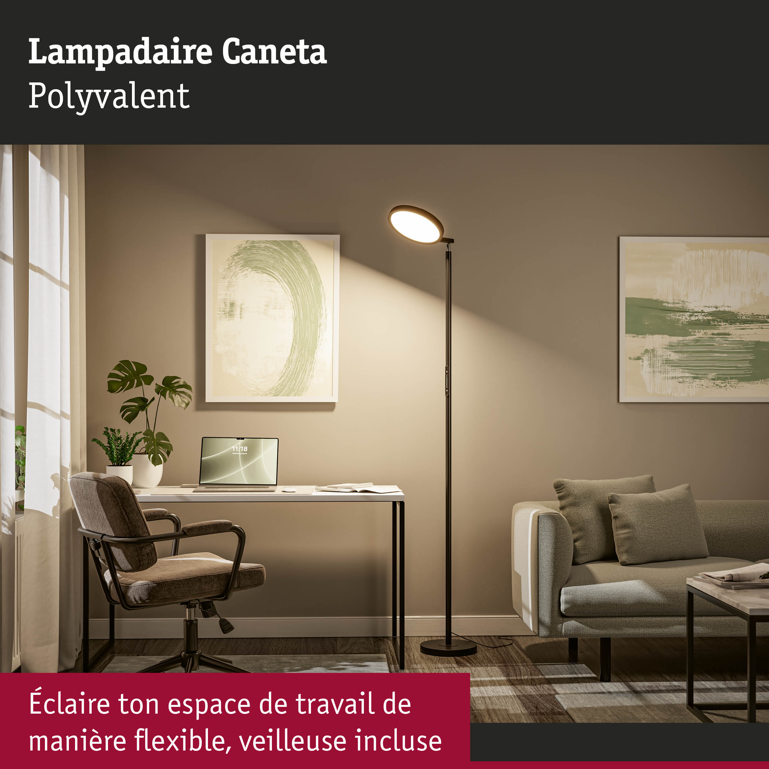 Lampadaire noir Caneta avec tête ronde dans un salon moderne avec espace de travail et canapé
