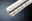 Close-up van wit LED-aluminiumprofiel met warmwitte LED's voor indirecte verlichting