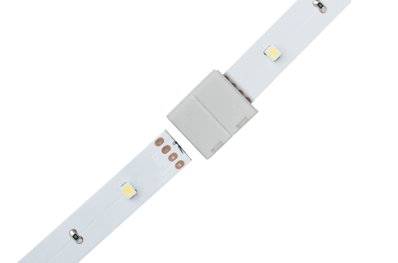 Weißes LED-Streifenlicht mit Steckverbinder für einfache Montage und flexible Beleuchtungslösung