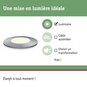 Spot LED encastrable rond avec cadre métallique argenté et lumière blanc chaud pour éclairage intérieur moderne