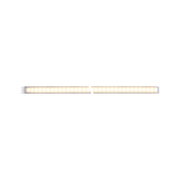 Lange LED-Lichtleiste mit warmweißem Licht und transparentem Gehäuse für moderne Beleuchtung.