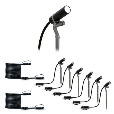 Sechs schwarze LED-Gartenstrahler mit Erdspießen und zwei langen Anschlusskabeln für Außenbeleuchtung.