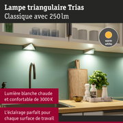 Lampe triangulaire Trias LED blanche avec lumière blanc chaud pour plans de travail de cuisine