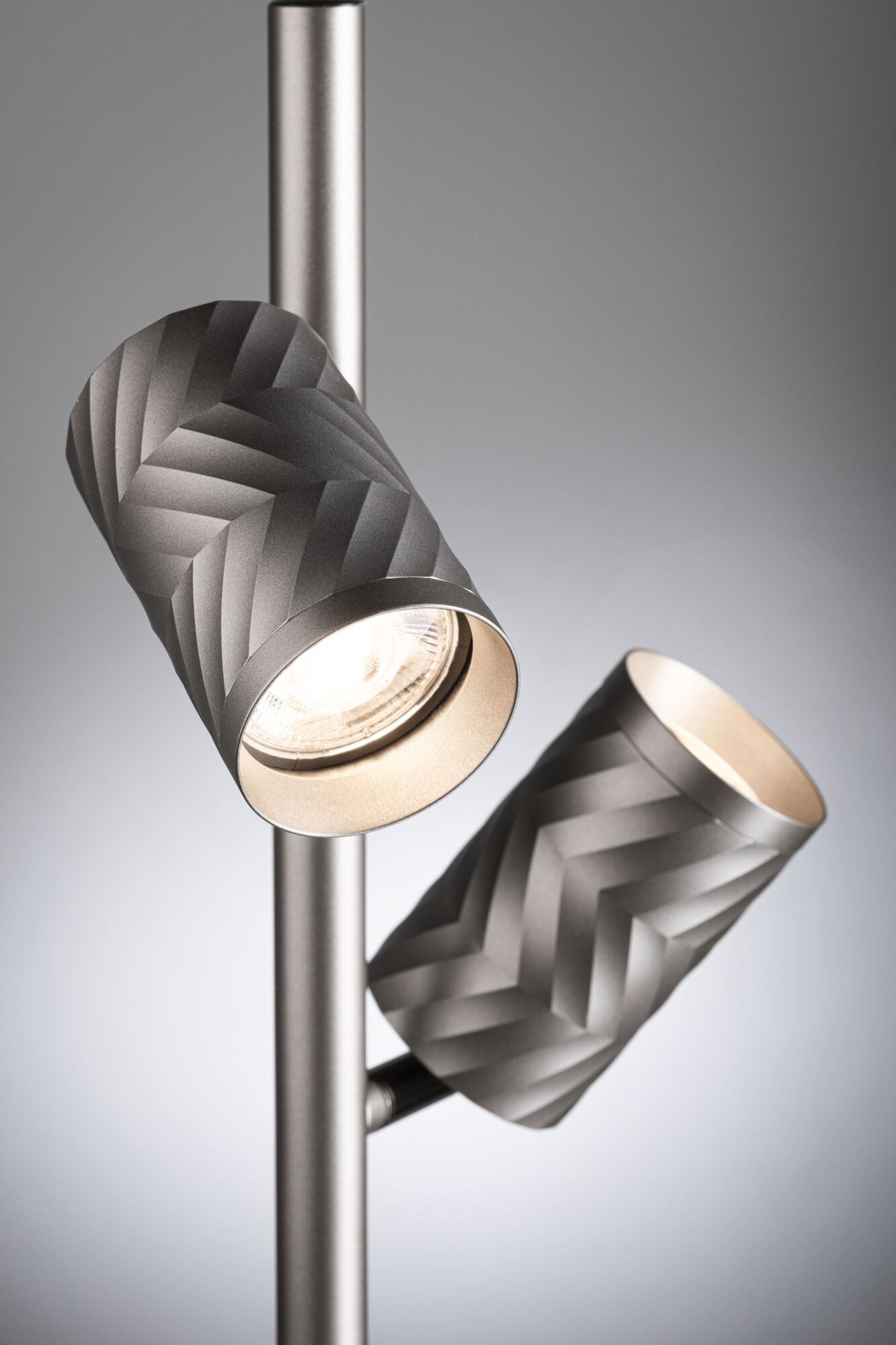 Staande lamp Loreva 1575mm max. 2x7W Titaanium