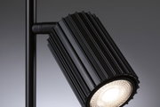 Schwarzer LED-Strahler aus Metall mit geriffeltem Gehäuse für gezielte Akzentbeleuchtung
