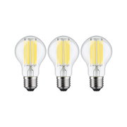 Drei LED-Filament-Glühbirnen mit transparentem Glas und silbernem Sockel für energiesparende Beleuchtung
