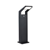 Moderne zwarte metalen LED-buitenlamp met bewegingssensor voor tuin en terrasverlichting