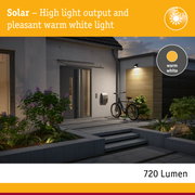 Outdoor lighting with warm white light and 720 lumens for pleasant solar light ambiance